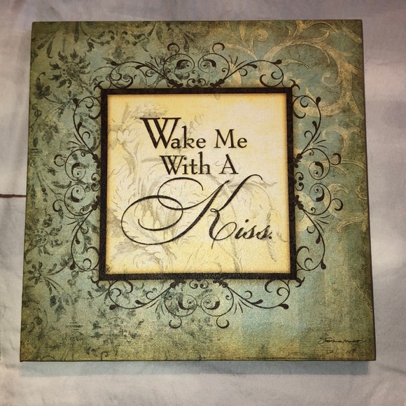 Set of 10x10 Canvas Prints. - Picture 3 of 7